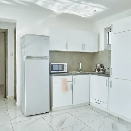 公寓式酒店 Nissi Avenue 4*